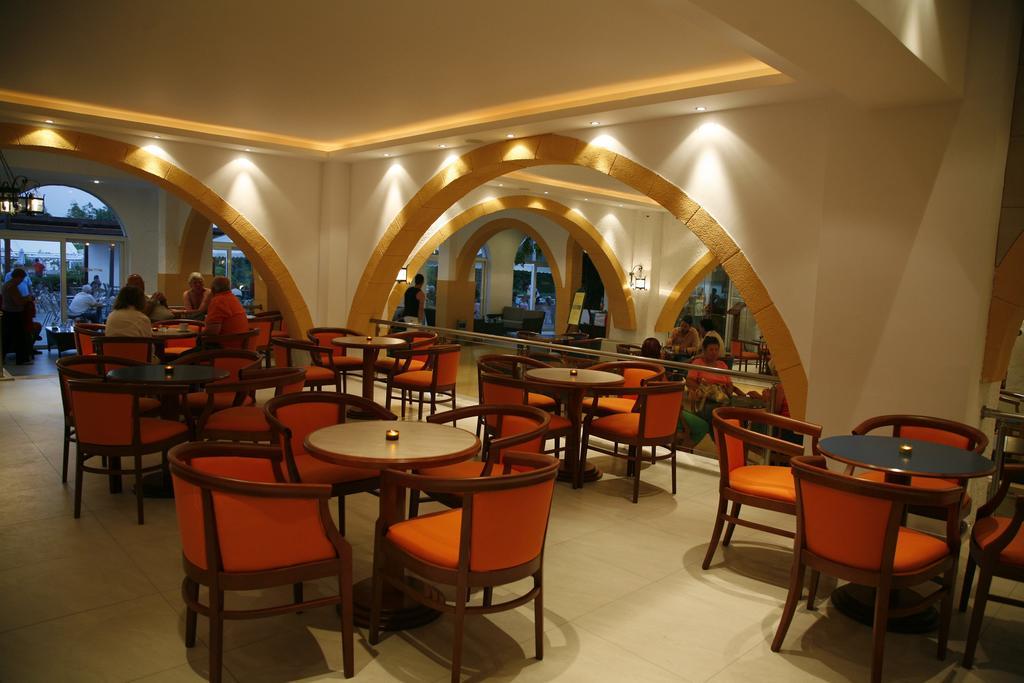 Sun Palace Hotel ฟาลิรากี ภายนอก รูปภาพ